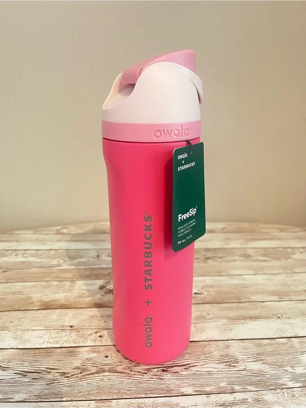 New Starbucks Bundle Strawberry Set🎀